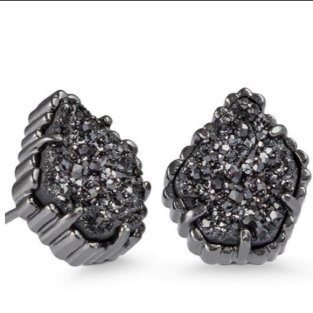 Kendra Scott earrings